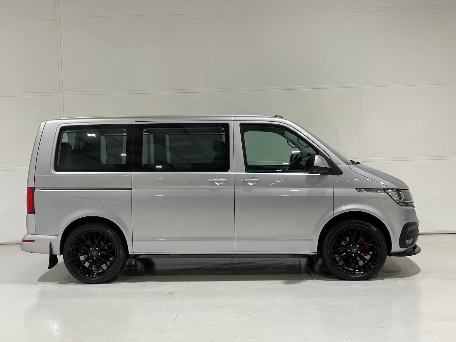 Used Volkswagen Caravelle 2020 for sale - 76397902: Photo 67