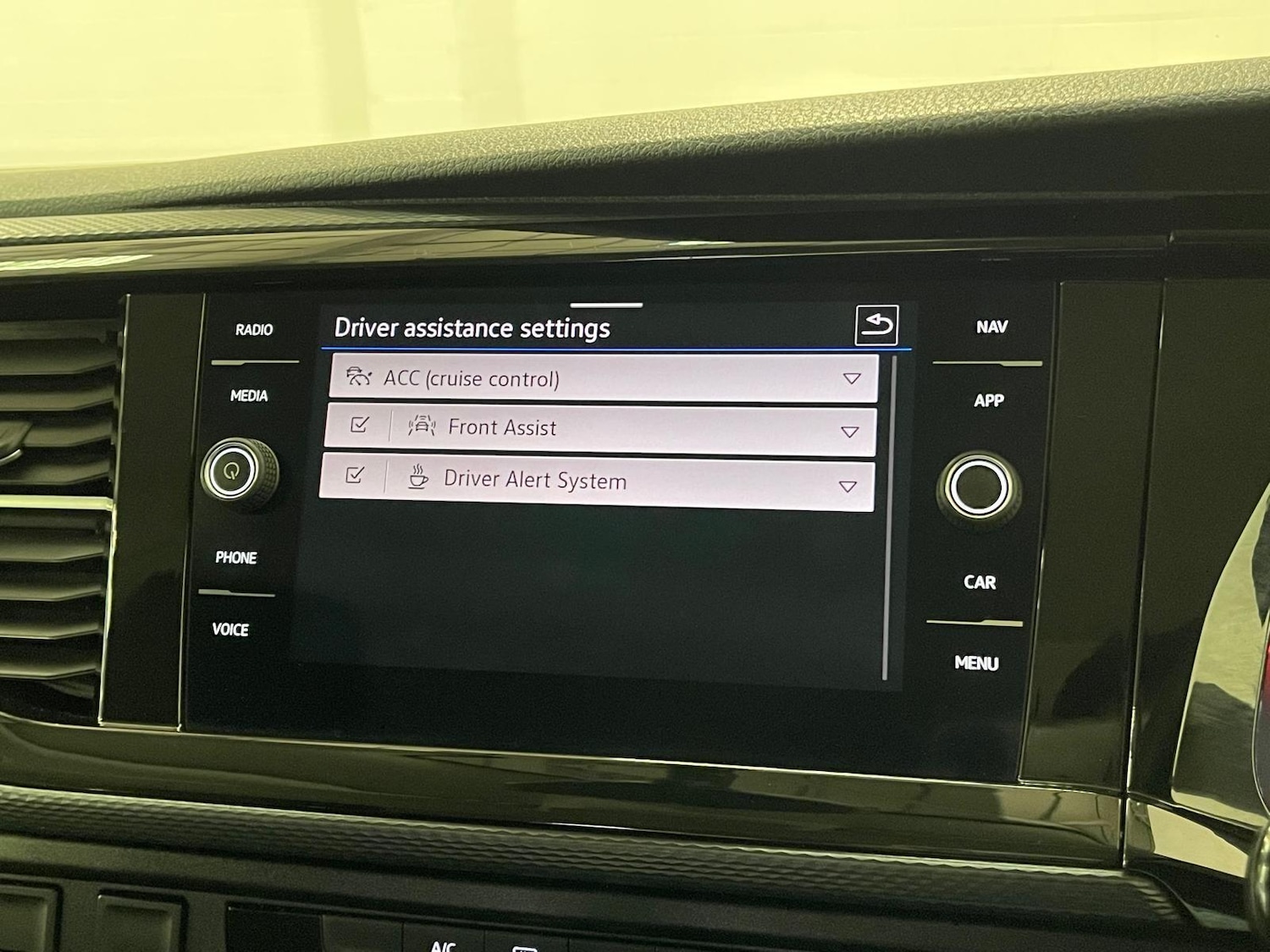 Used Volkswagen Caravelle 2020 for sale - 76397902: Photo 83