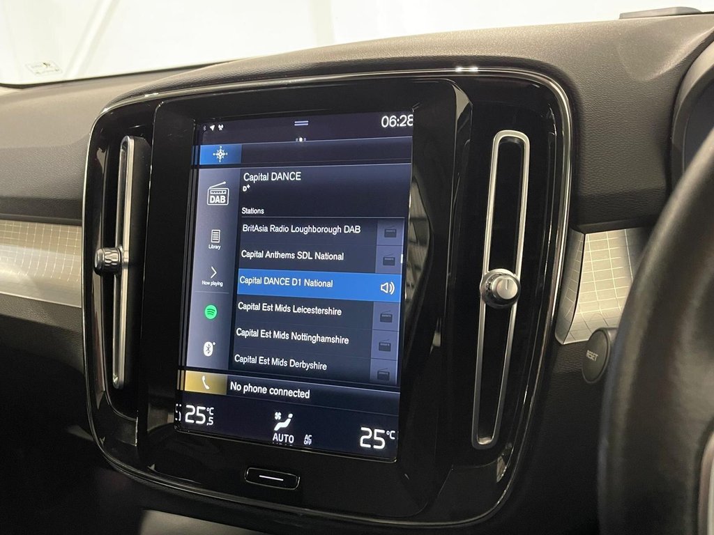 Used Volvo XC40 2020 for sale - 76923141: Photo 16