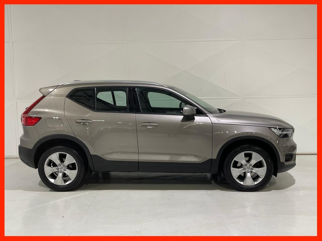 Used Volvo XC40 2020 for sale - 76923141: Photo 2