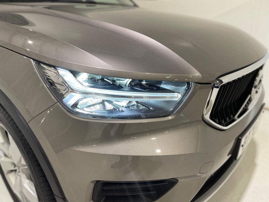 Used Volvo XC40 2020 for sale - 76923141: Photo 38