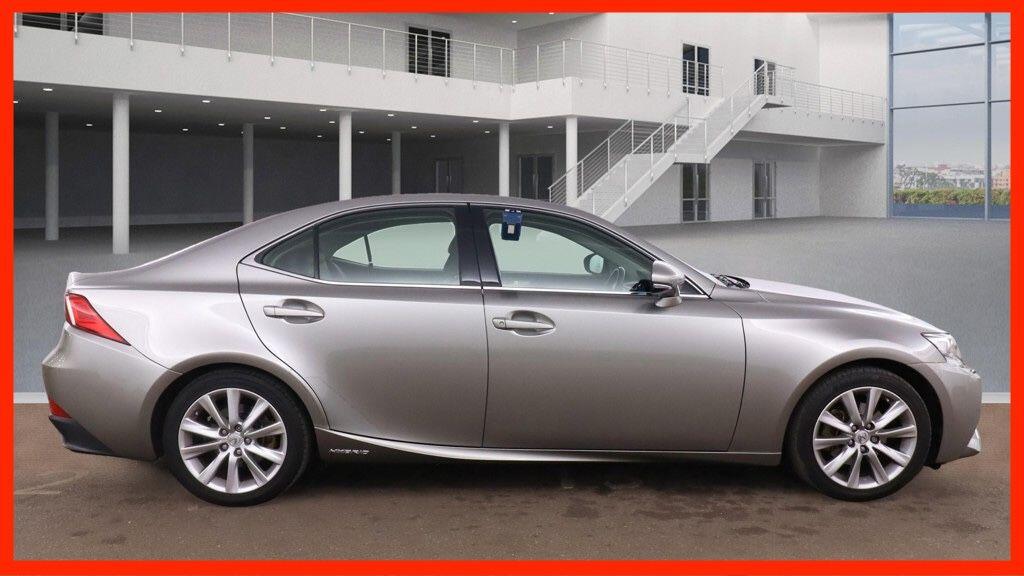 Used Lexus IS 2016 for sale - 76399262: Photo 2