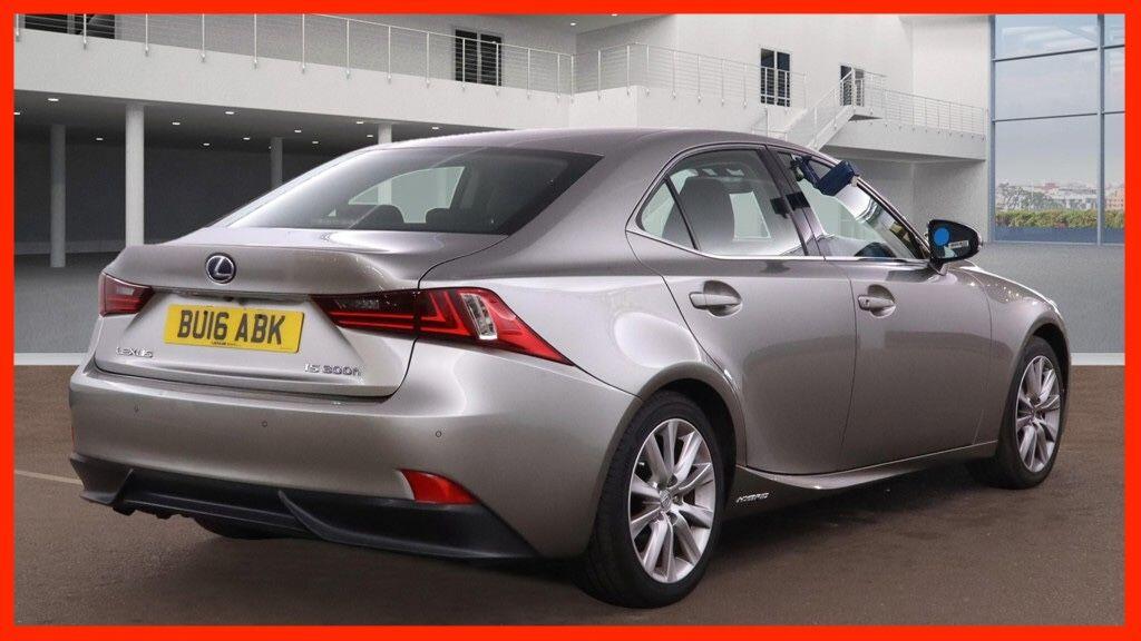 Used Lexus IS 2016 for sale - 76399262: Photo 3