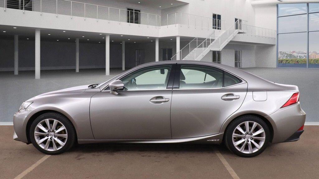 Used Lexus IS 2016 for sale - 76399262: Photo 5