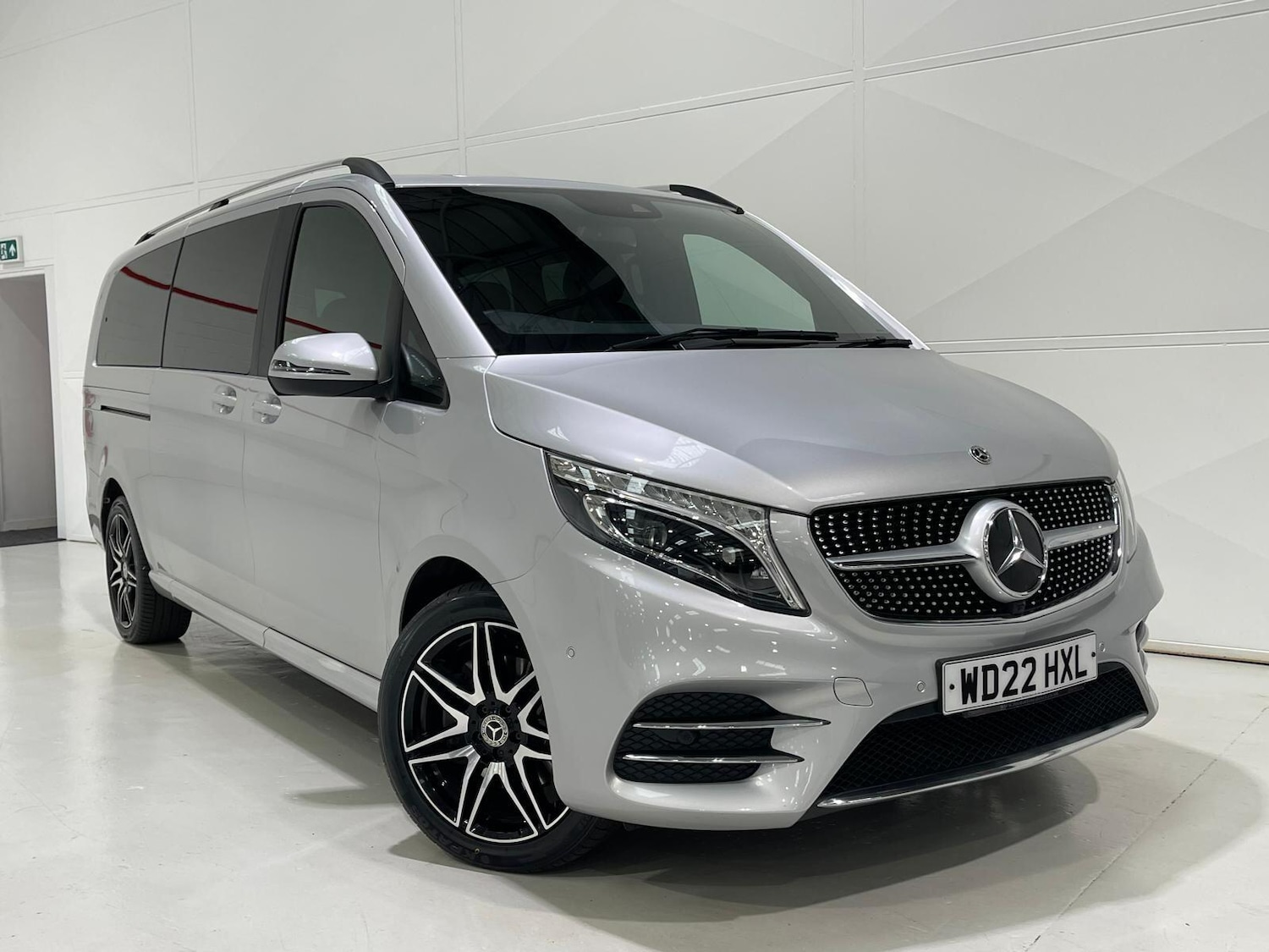 Used Mercedes-Benz V-Class 2022 for sale - 76398214: Photo 10