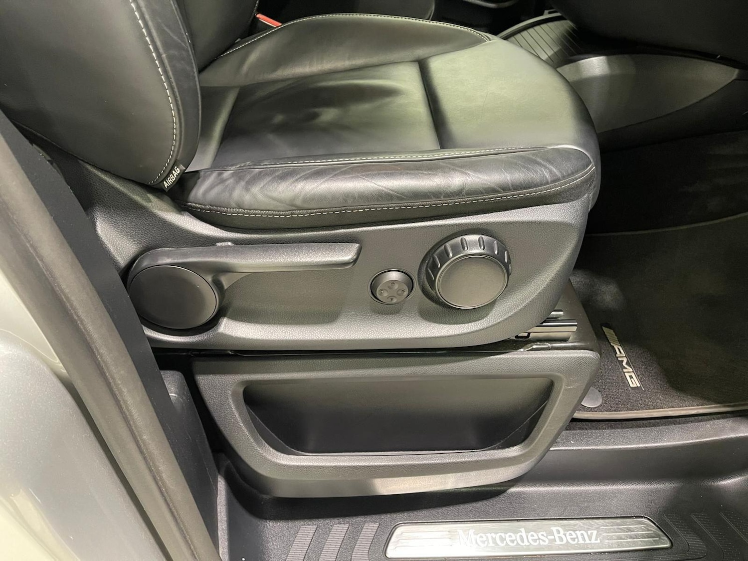 Used Mercedes-Benz V-Class 2022 for sale - 76398214: Photo 28