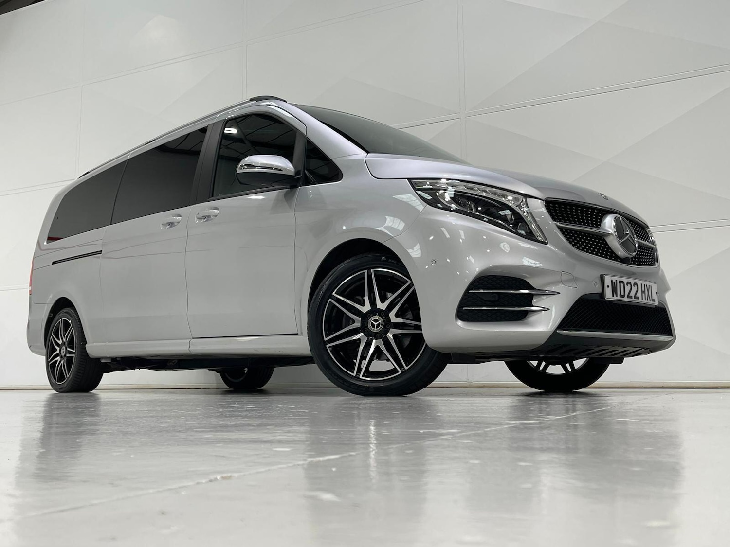 Used Mercedes-Benz V-Class 2022 for sale - 76398214: Photo 41