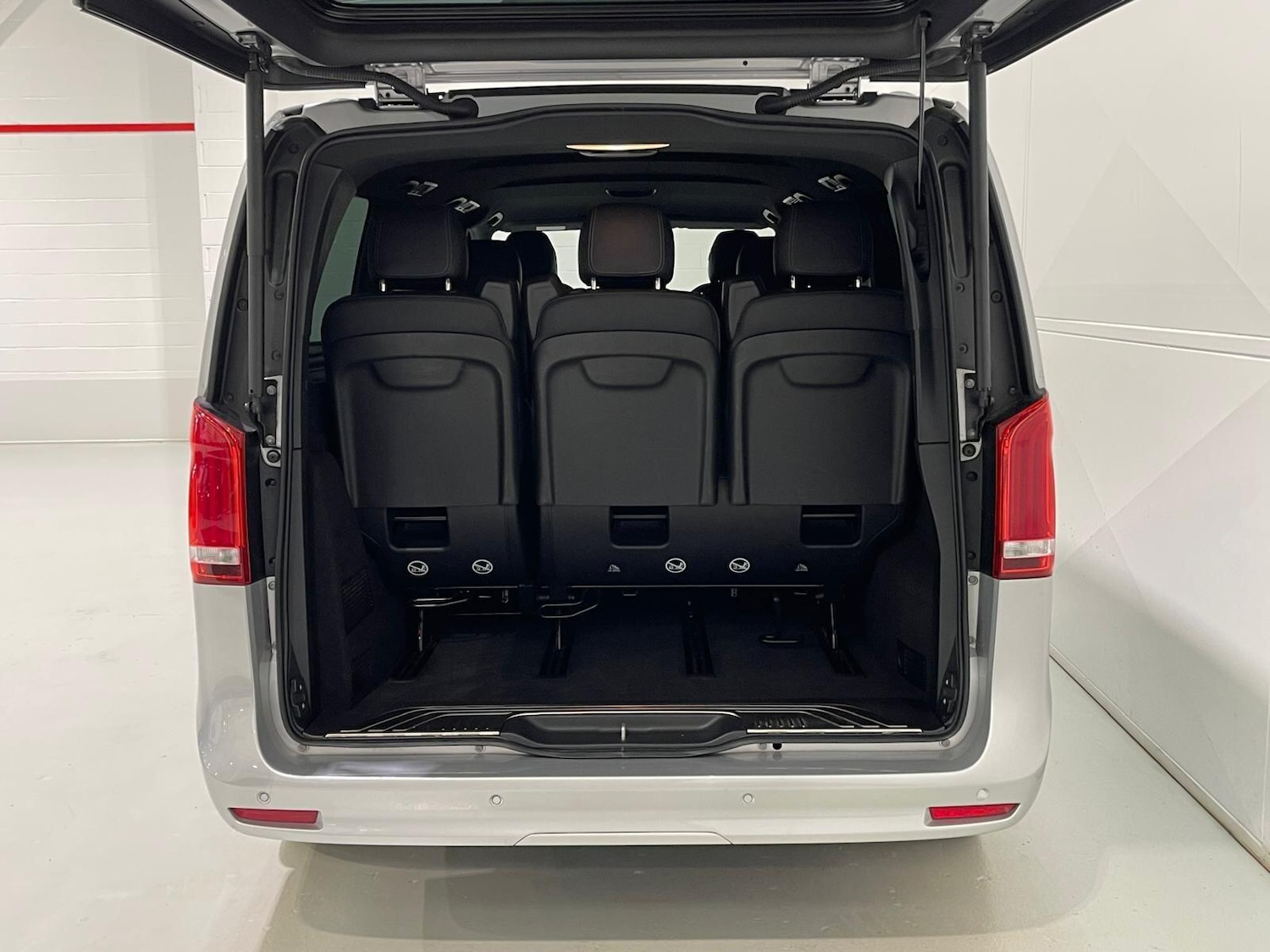 Used Mercedes-Benz V-Class 2022 for sale - 76398214: Photo 56