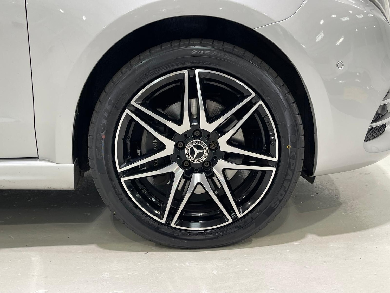 Used Mercedes-Benz V-Class 2022 for sale - 76398214: Photo 57