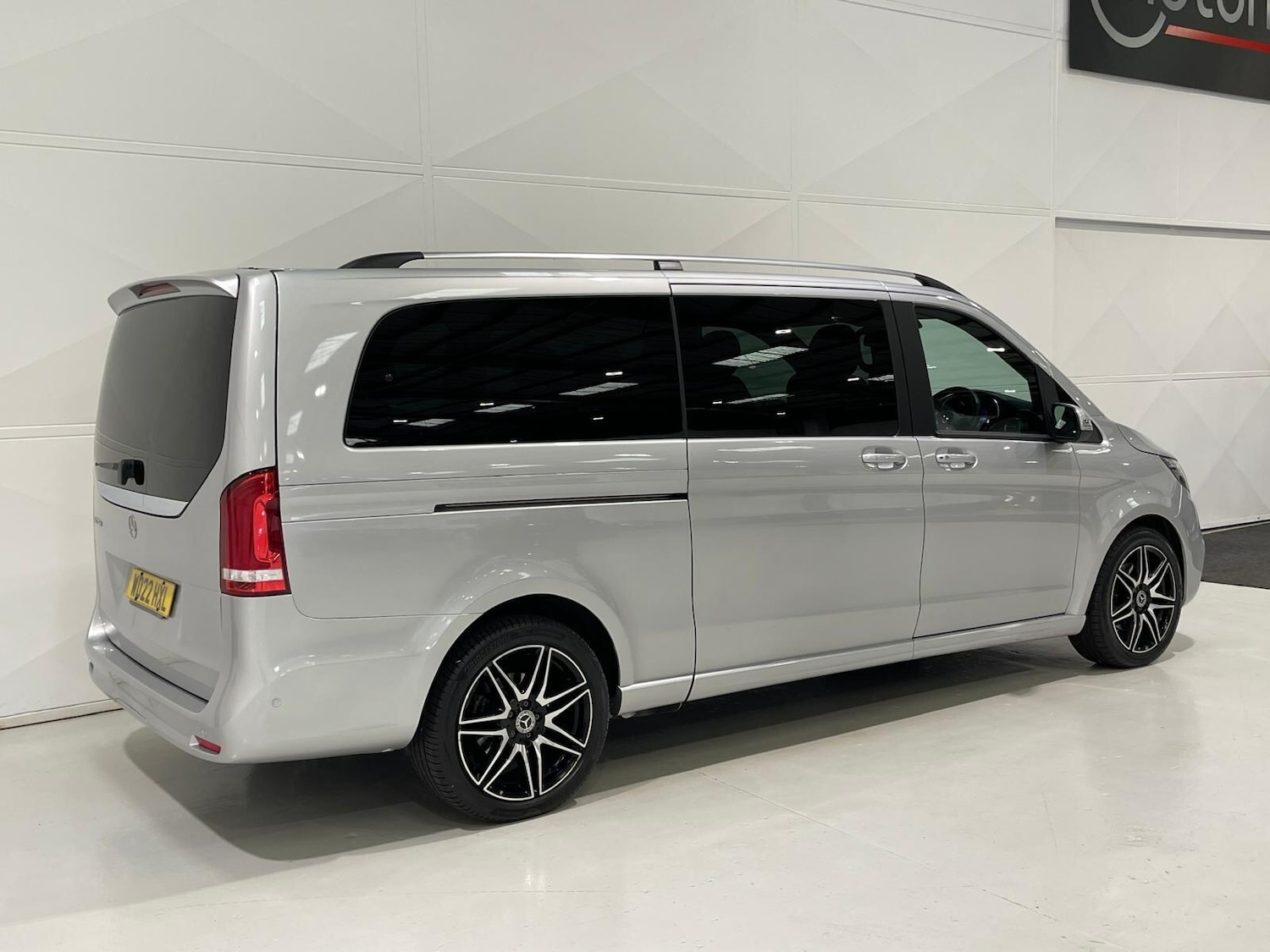 Used Mercedes-Benz V-Class 2022 for sale - 76398214: Photo 69