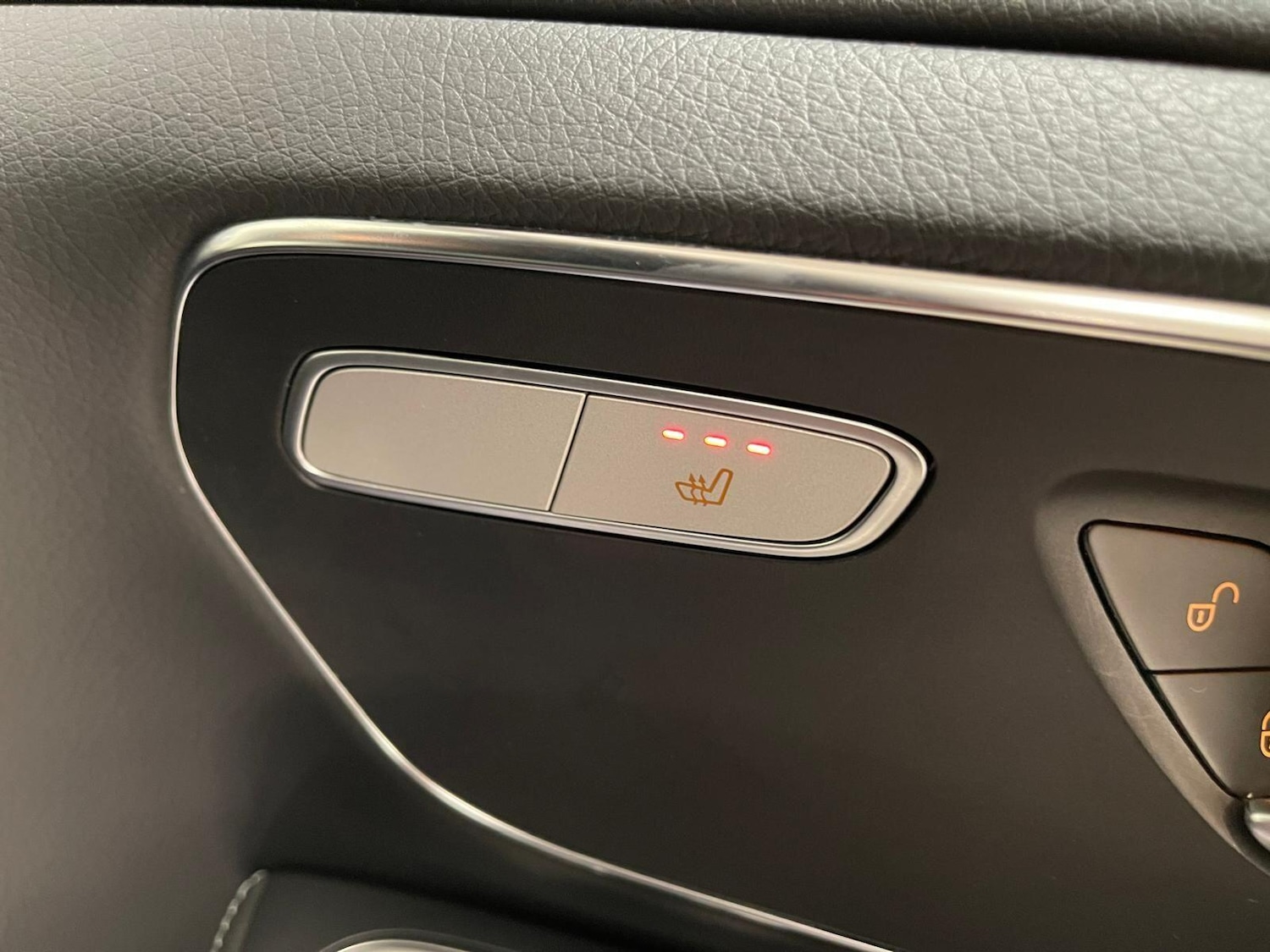 Used Mercedes-Benz V-Class 2022 for sale - 76398214: Photo 92