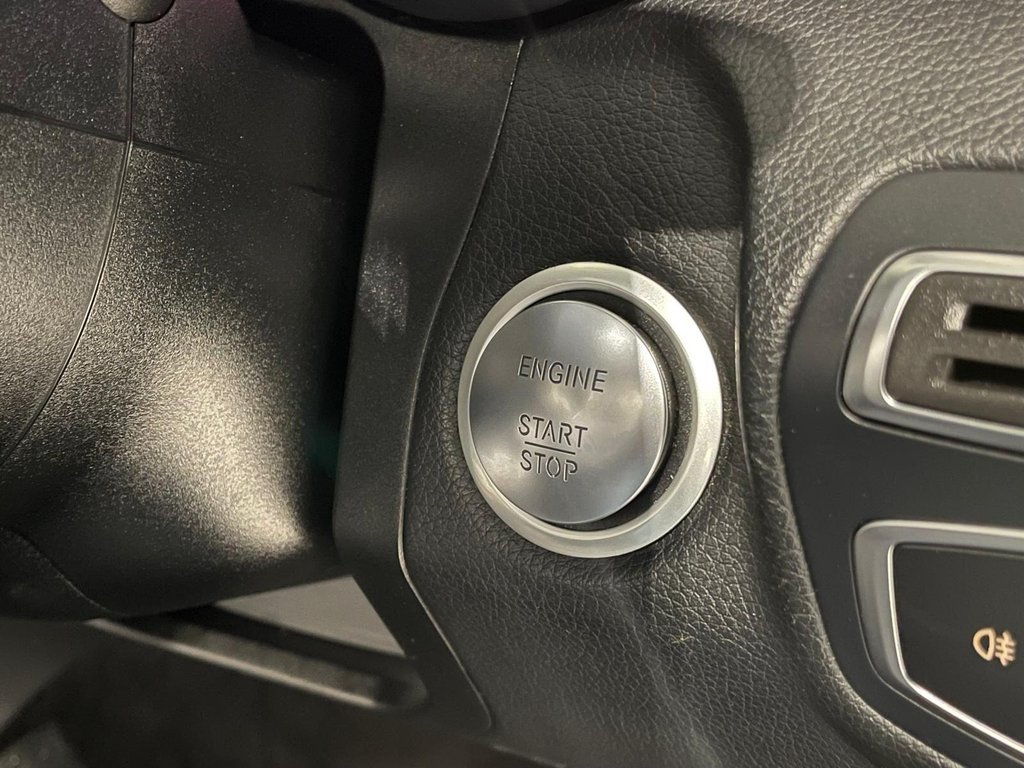 Used Mercedes-Benz C Class 2018 for sale - 76496439: Photo 22