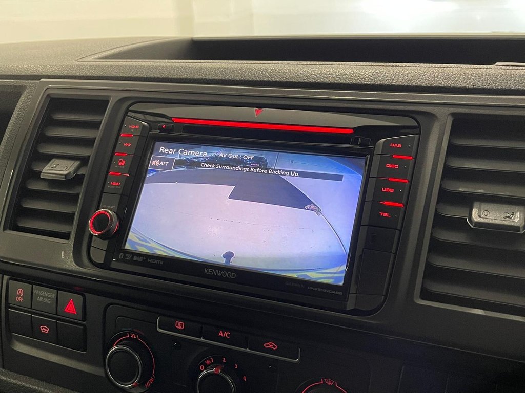 Used Volkswagen Transporter 2018 for sale - 77463703: Photo 13