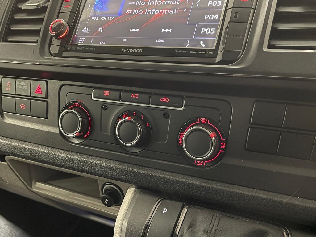 Used Volkswagen Transporter 2018 for sale - 77463703: Photo 15