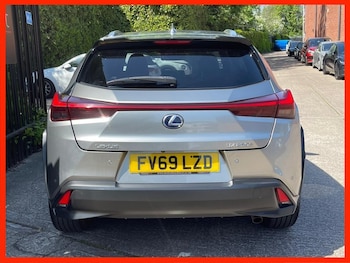 Used Lexus UX 2019 for sale - 78458534: Photo