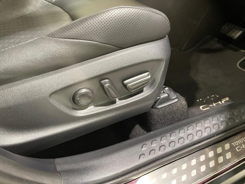 Used Toyota C-HR 2022 for sale - 76655441: Photo 23