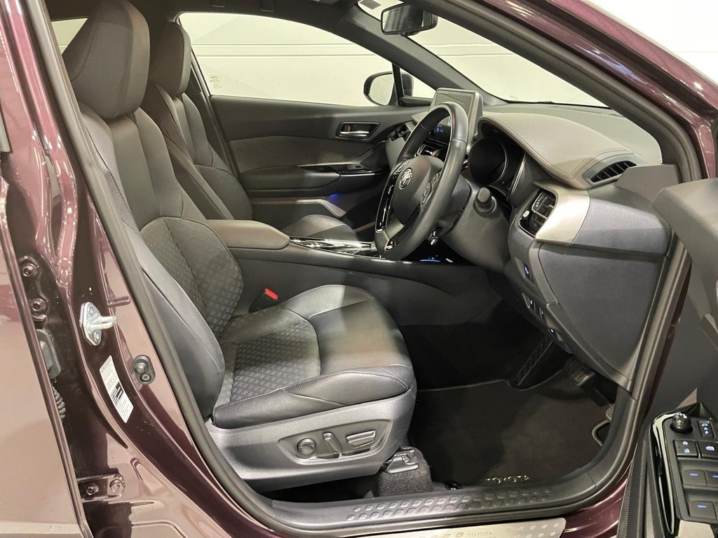 Used Toyota C-HR 2022 for sale - 76655441: Photo 26