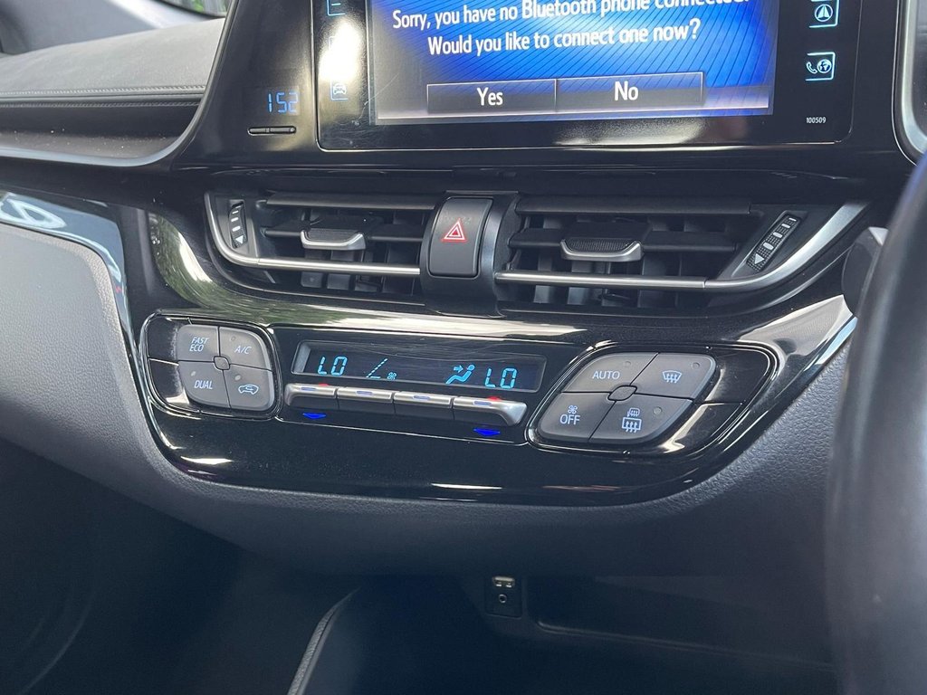 Used Toyota C-HR 2017 for sale - 76797826: Photo 13