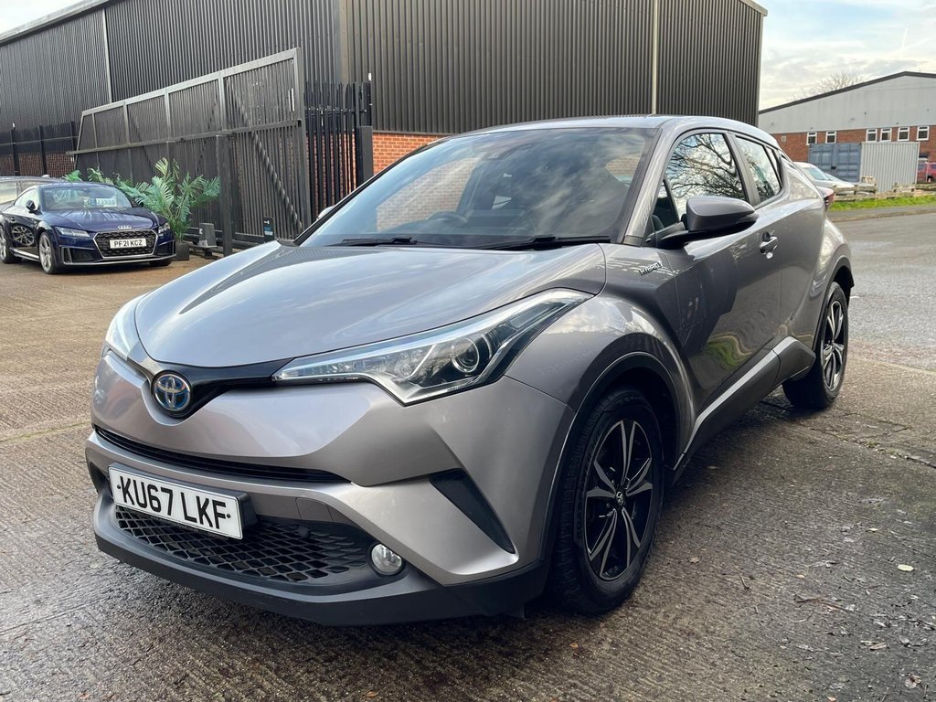Used Toyota C-HR 2017 for sale - 76797826: Photo 5