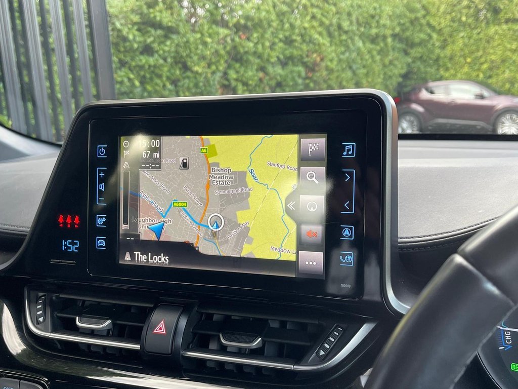 Used Toyota C-HR 2017 for sale - 76797826: Photo 9