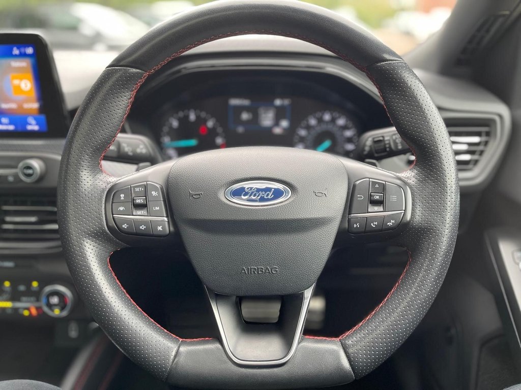 Used Ford Focus 2018 for sale - 78082610: Photo 9