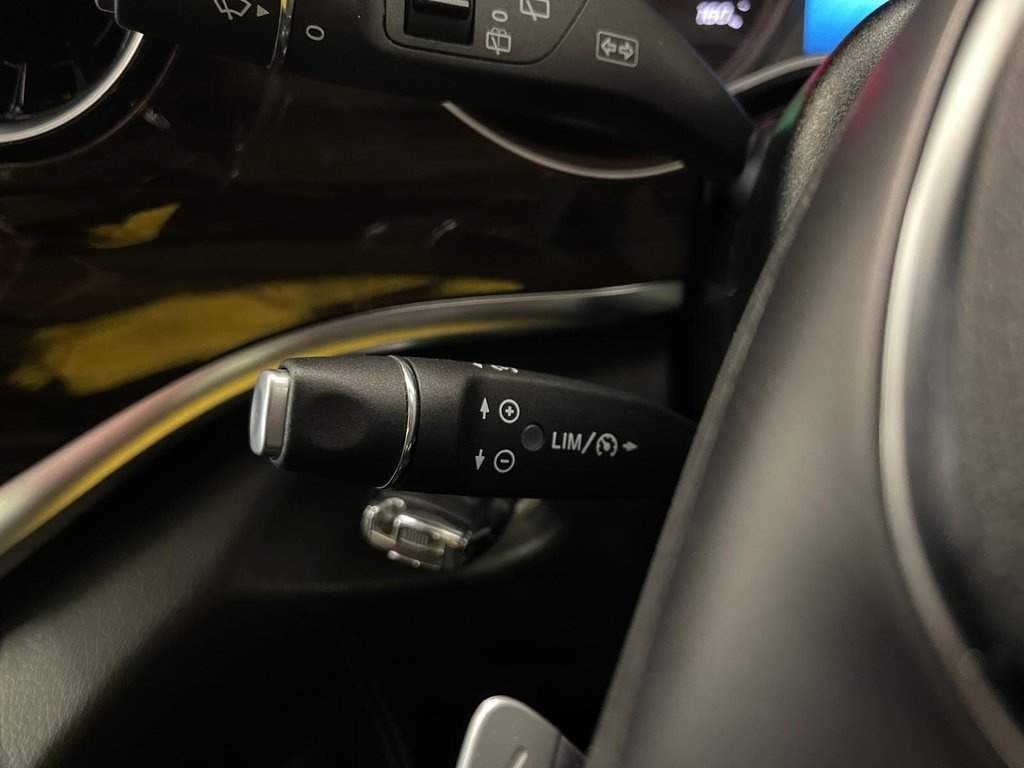 Used Mercedes-Benz V-Class 2022 for sale - 76496435: Photo 22