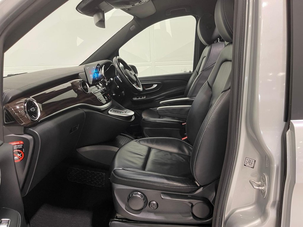 Used Mercedes-Benz V-Class 2022 for sale - 76496435: Photo 31