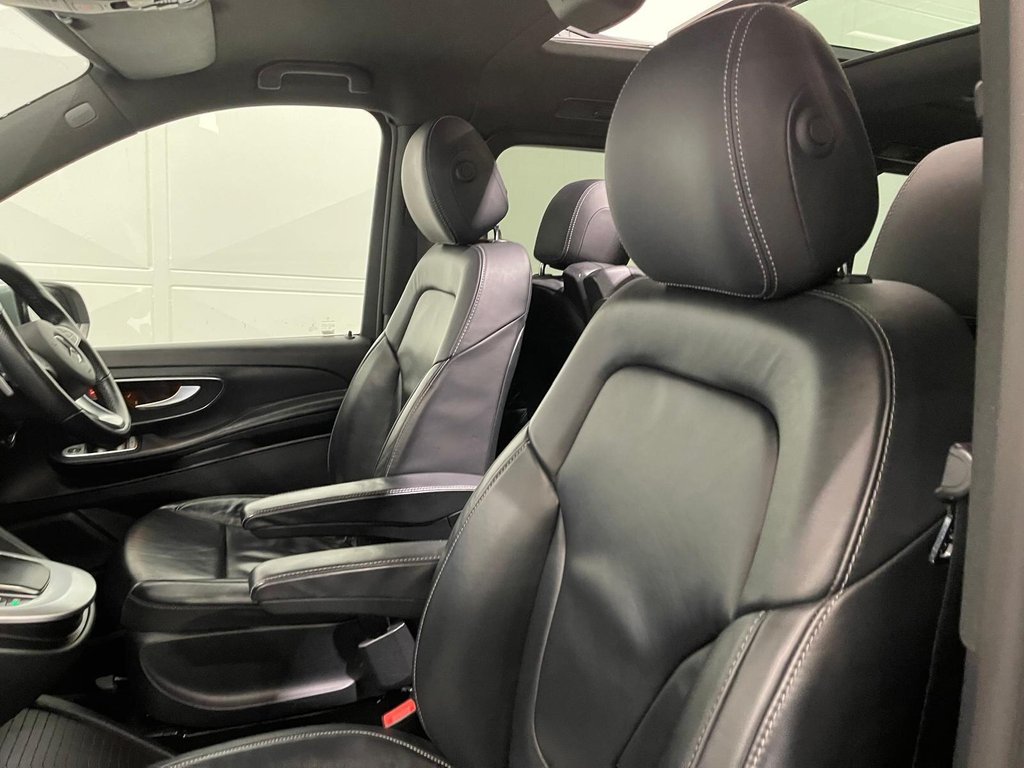 Used Mercedes-Benz V-Class 2022 for sale - 76496435: Photo 32