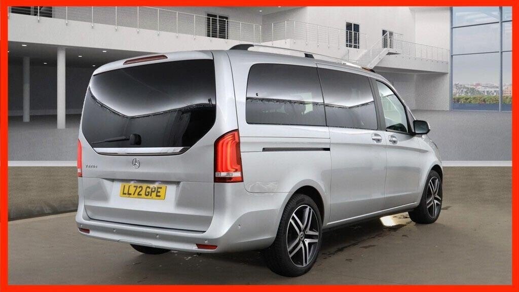 Used Mercedes-Benz V-Class 2022 for sale - 76496435: Photo 4