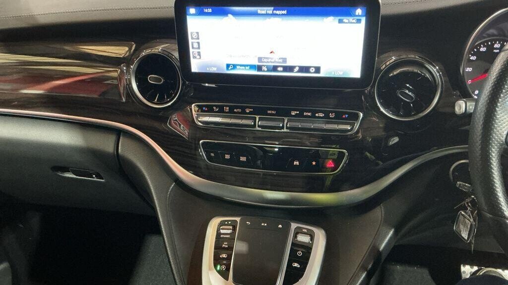 Used Mercedes-Benz V-Class 2022 for sale - 76496435: Photo 7