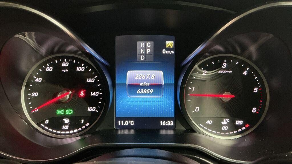 Used Mercedes-Benz V-Class 2022 for sale - 76496435: Photo 8