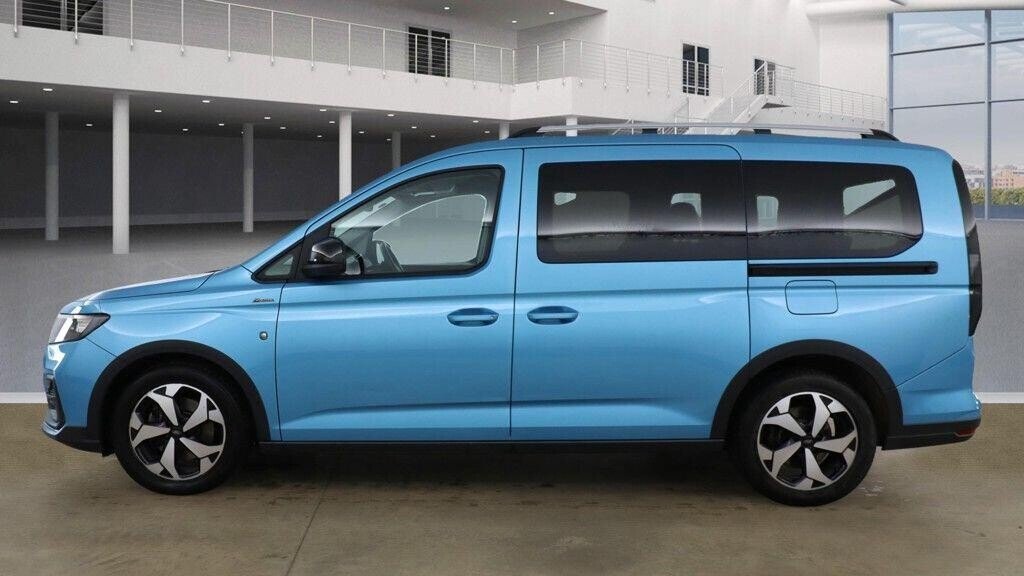 Used Ford Tourneo Connect 2022 for sale - 76481952: Photo 6