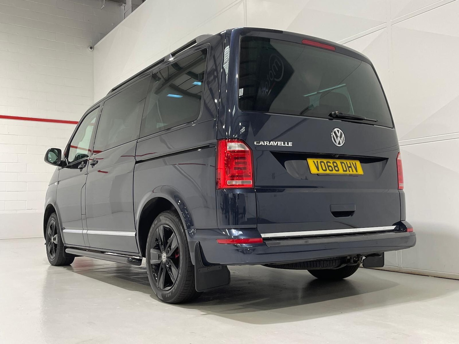 Used Volkswagen Caravelle 2018 for sale - 76398311: Photo 44