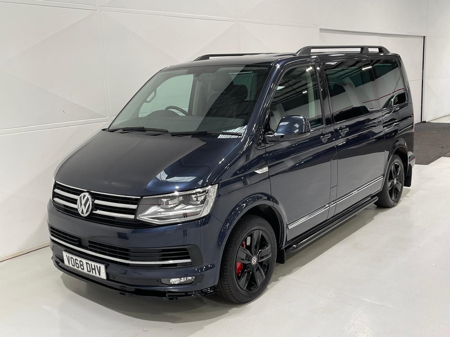 Used Volkswagen Caravelle 2018 for sale - 76398311: Photo 45