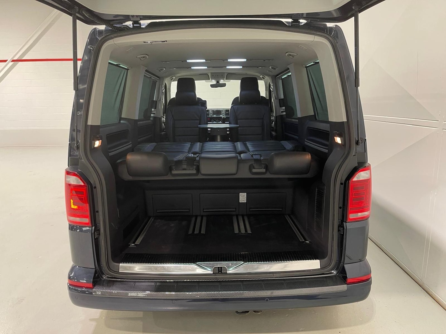 Used Volkswagen Caravelle 2018 for sale - 76398311: Photo 55