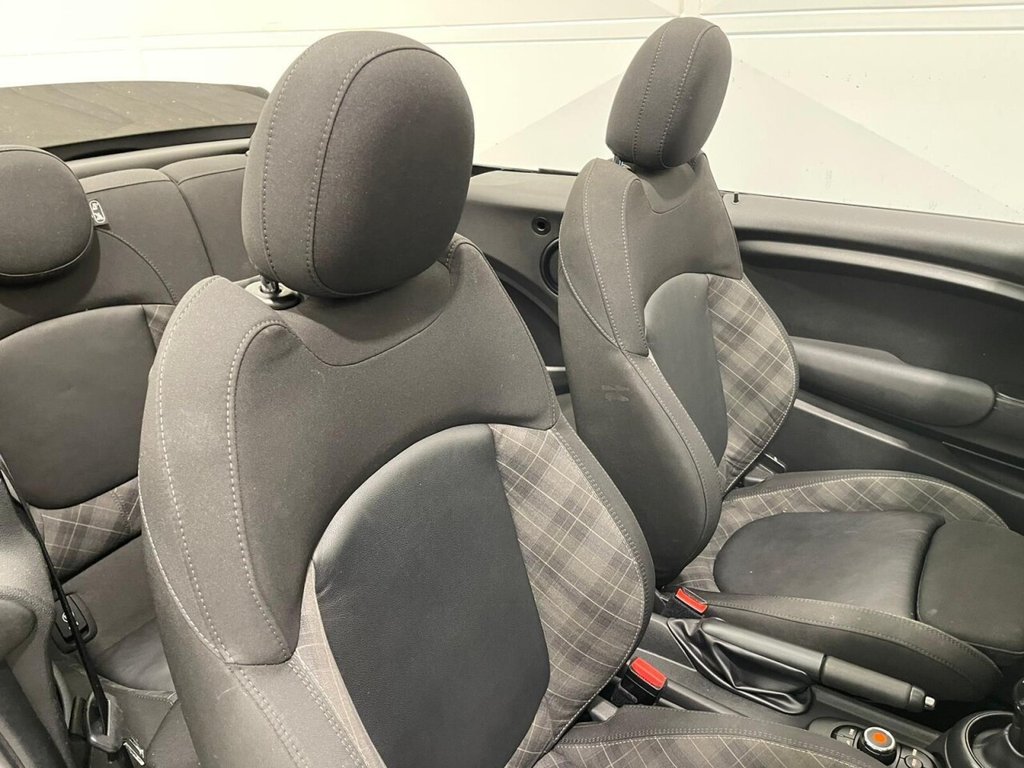 Used MINI Convertible 2018 for sale - 76481559: Photo 27