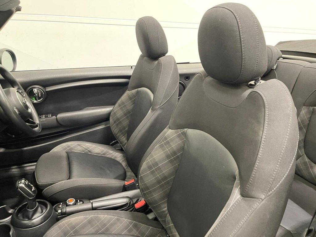 Used MINI Convertible 2018 for sale - 76481559: Photo 30