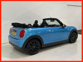 Used MINI Convertible 2018 for sale - 76481559: Photo