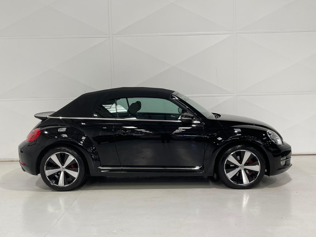 Used Volkswagen Beetle 2016 for sale - 76558893: Photo 11