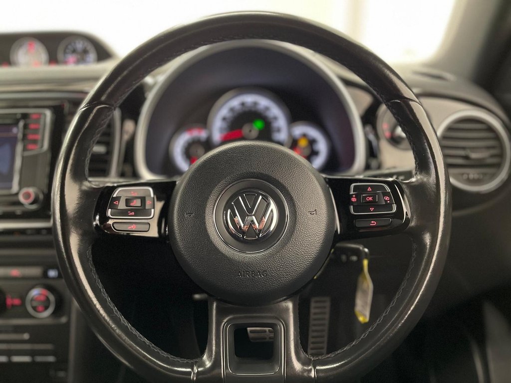 Used Volkswagen Beetle 2016 for sale - 76558893: Photo 15
