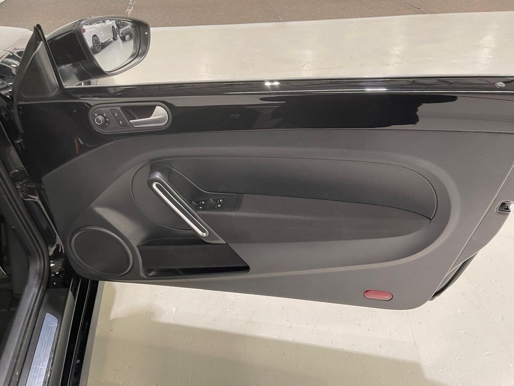 Used Volkswagen Beetle 2016 for sale - 76558893: Photo 26