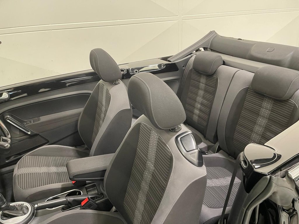 Used Volkswagen Beetle 2016 for sale - 76558893: Photo 32