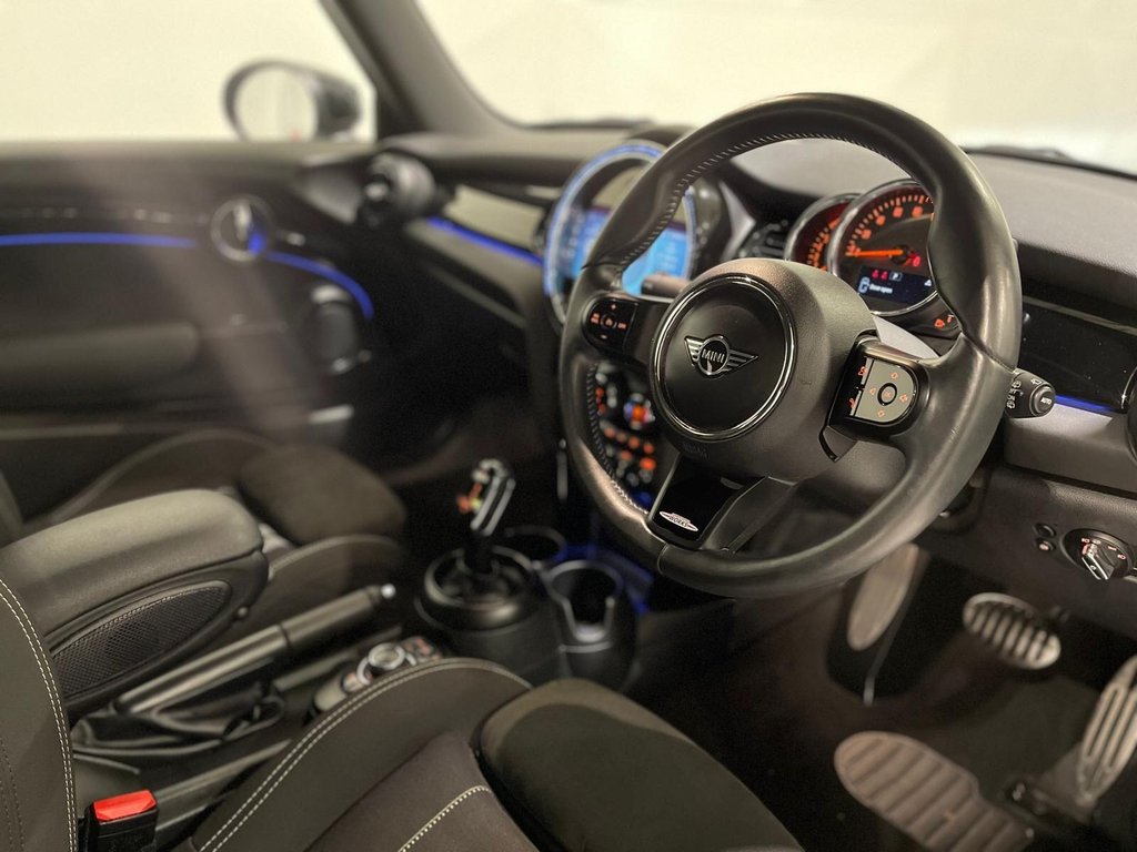 Used MINI Hatch 2022 for sale - 77089319: Photo 10