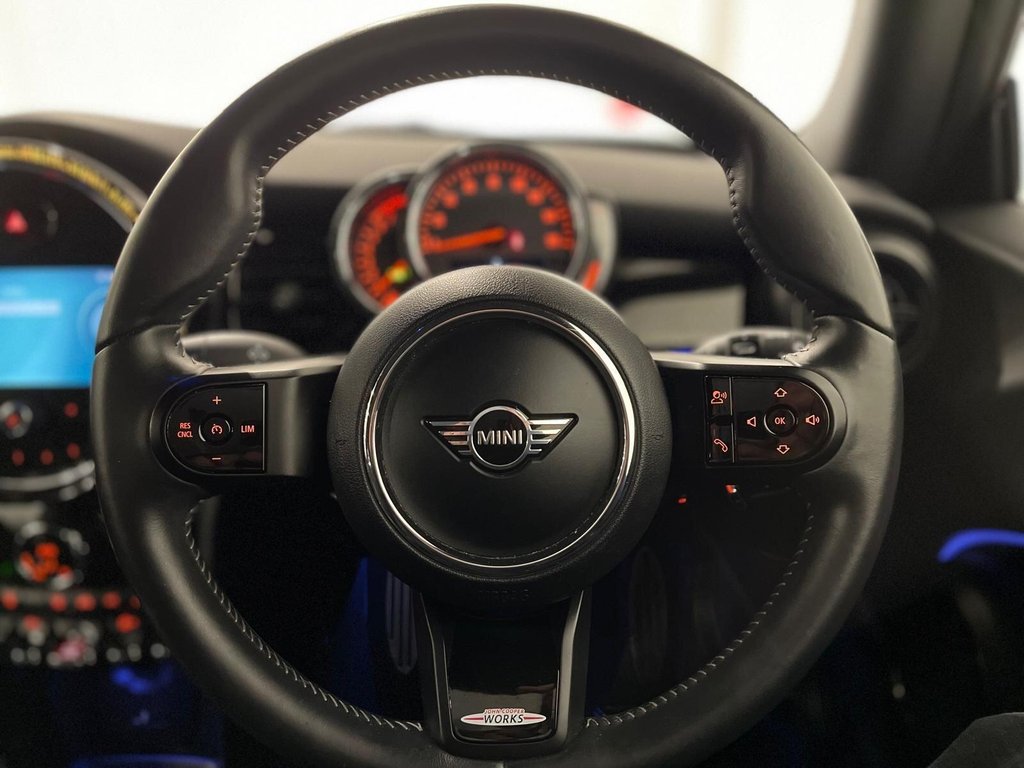 Used MINI Hatch 2022 for sale - 77089319: Photo 11