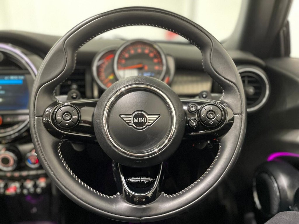 Used MINI Convertible 2021 for sale - 76481769: Photo 15