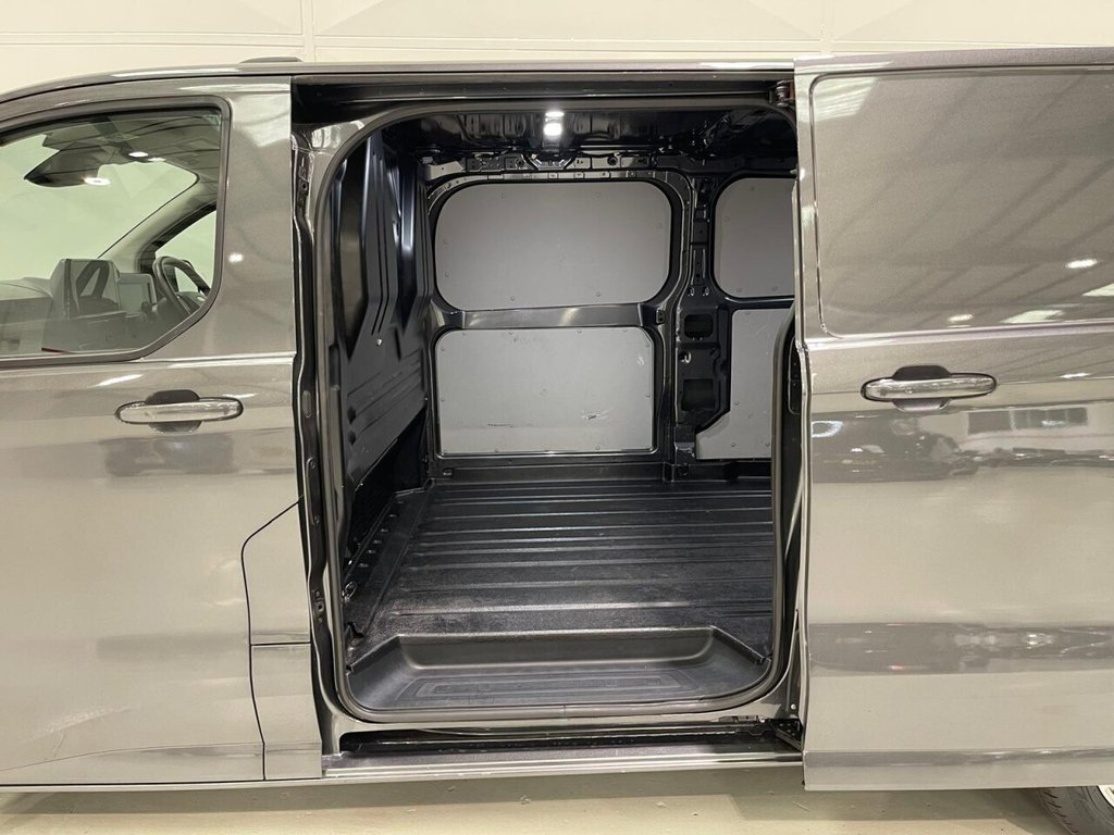 Used Ford Transit Custom 2024 for sale - 76496053: Photo 32