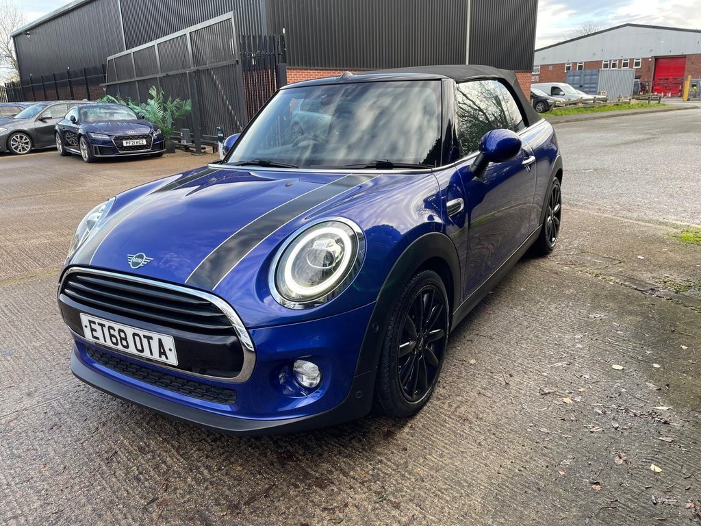 Used MINI Convertible 2018 for sale - 76797834: Photo 10