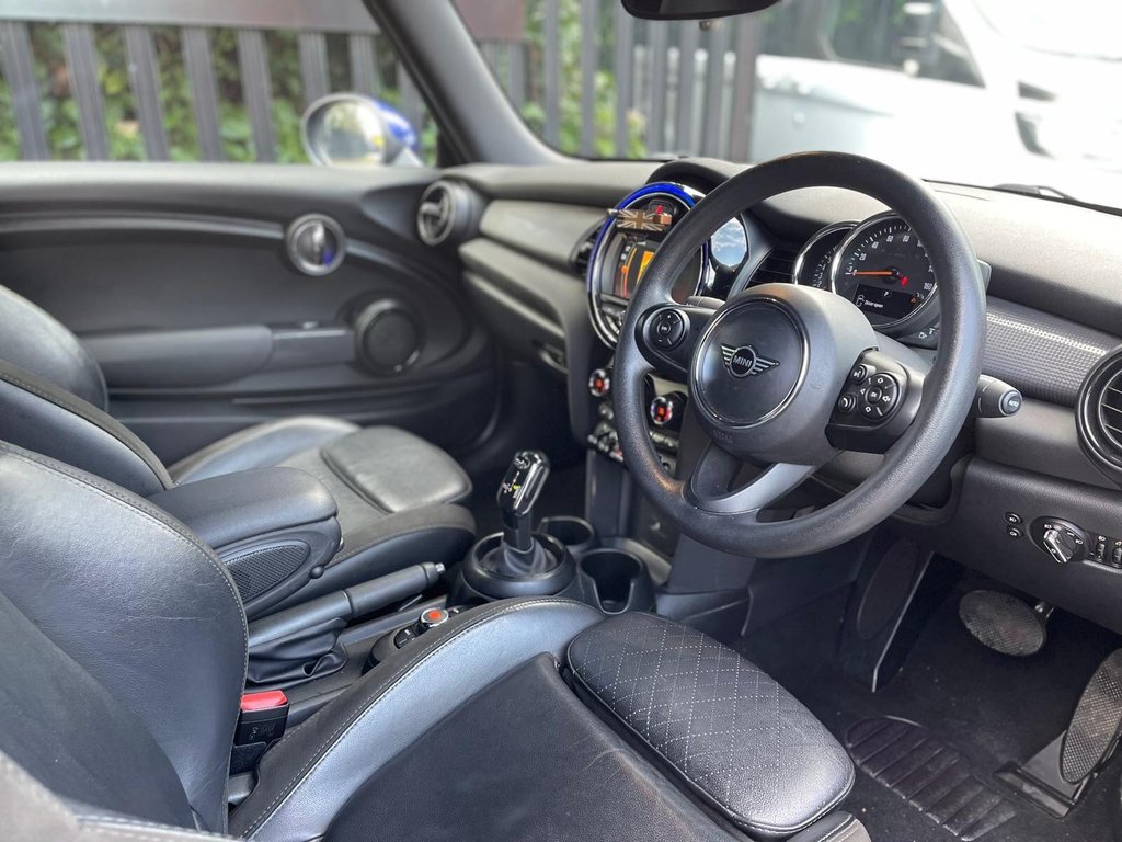 Used MINI Convertible 2018 for sale - 76797834: Photo 13