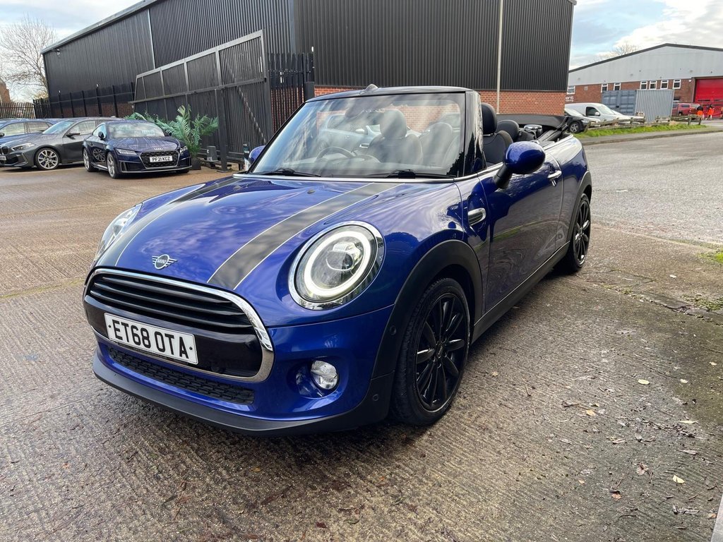 Used MINI Convertible 2018 for sale - 76797834: Photo 5