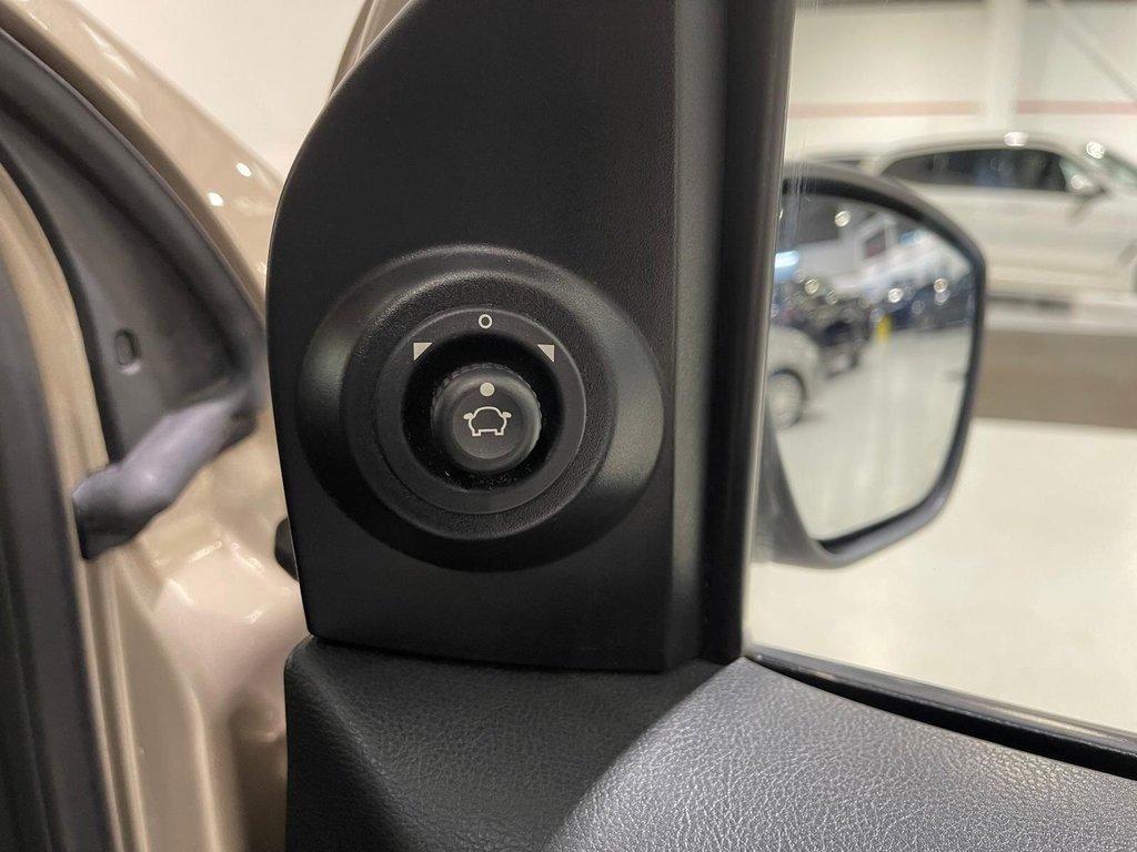 Used Ford Ka+ 2018 for sale - 77200563: Photo 18